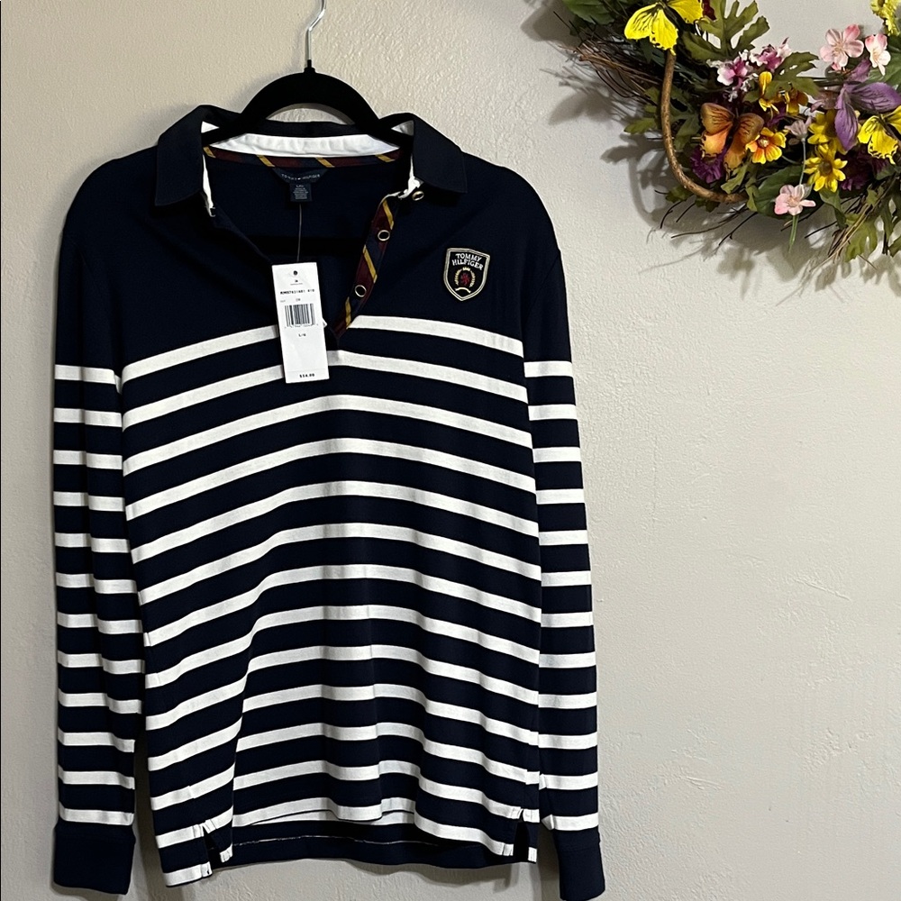 🌾Tommy Hilfiger Navy and White Striped Polo